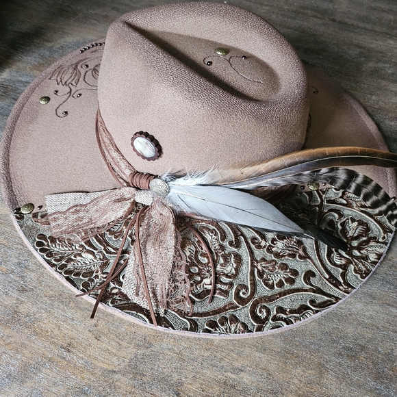 NWT Taupe Hand Burned Dark Fedora Cowboy Hat With Genuine Leather main image 8